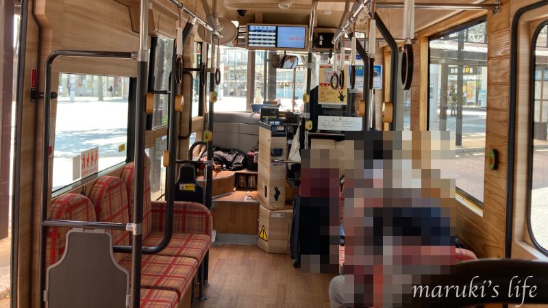福島市メロディーバスの車内