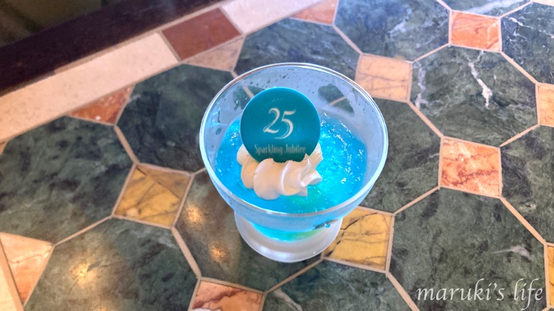 ディズニーシー25周年フード ミルクムース&アップルソーダゼリー