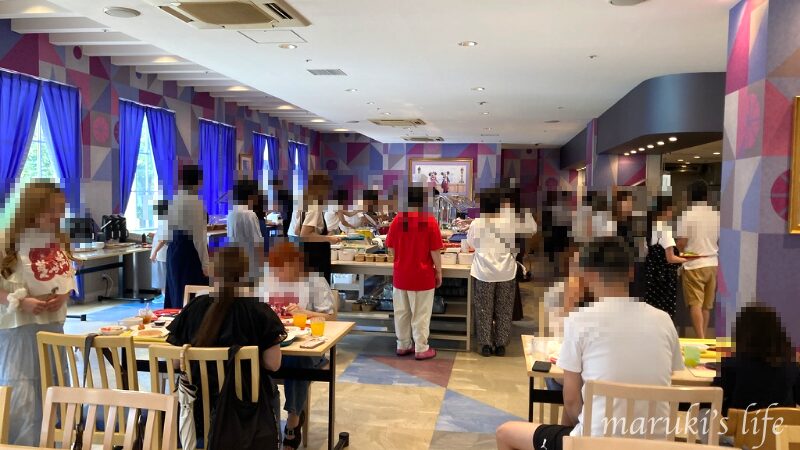 セレブレーションホテルの朝食ビュッフェ会場
